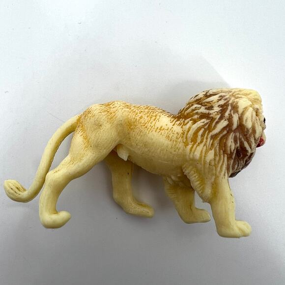 Set of 5 Vintage Plastic Toy Play Figures 2" - Picture 5 of 12